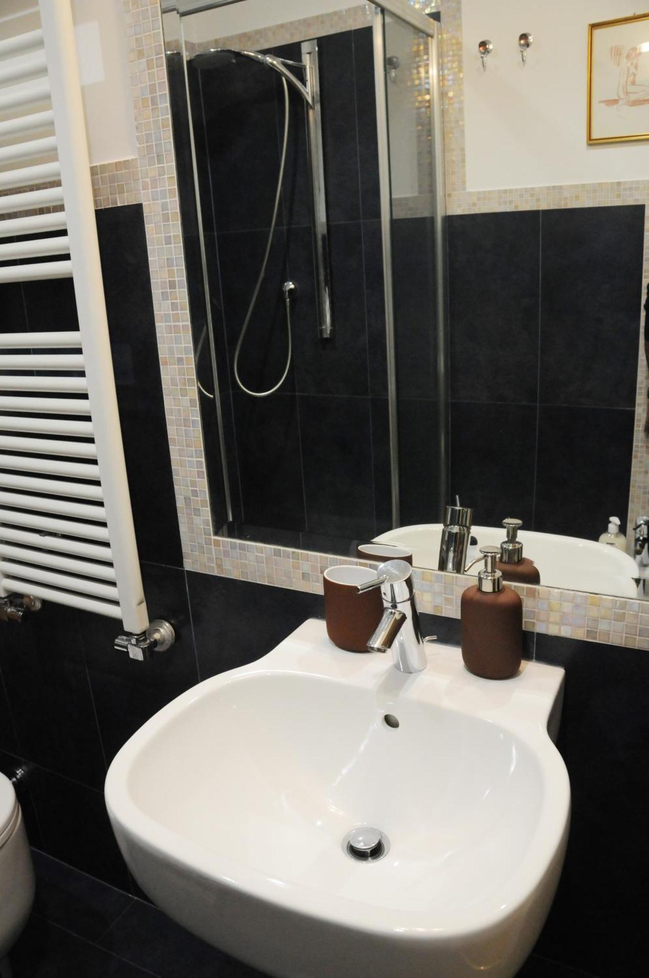 A Casa Di Lu, Al Colosseo - Guest House Roma Ngoại thất bức ảnh