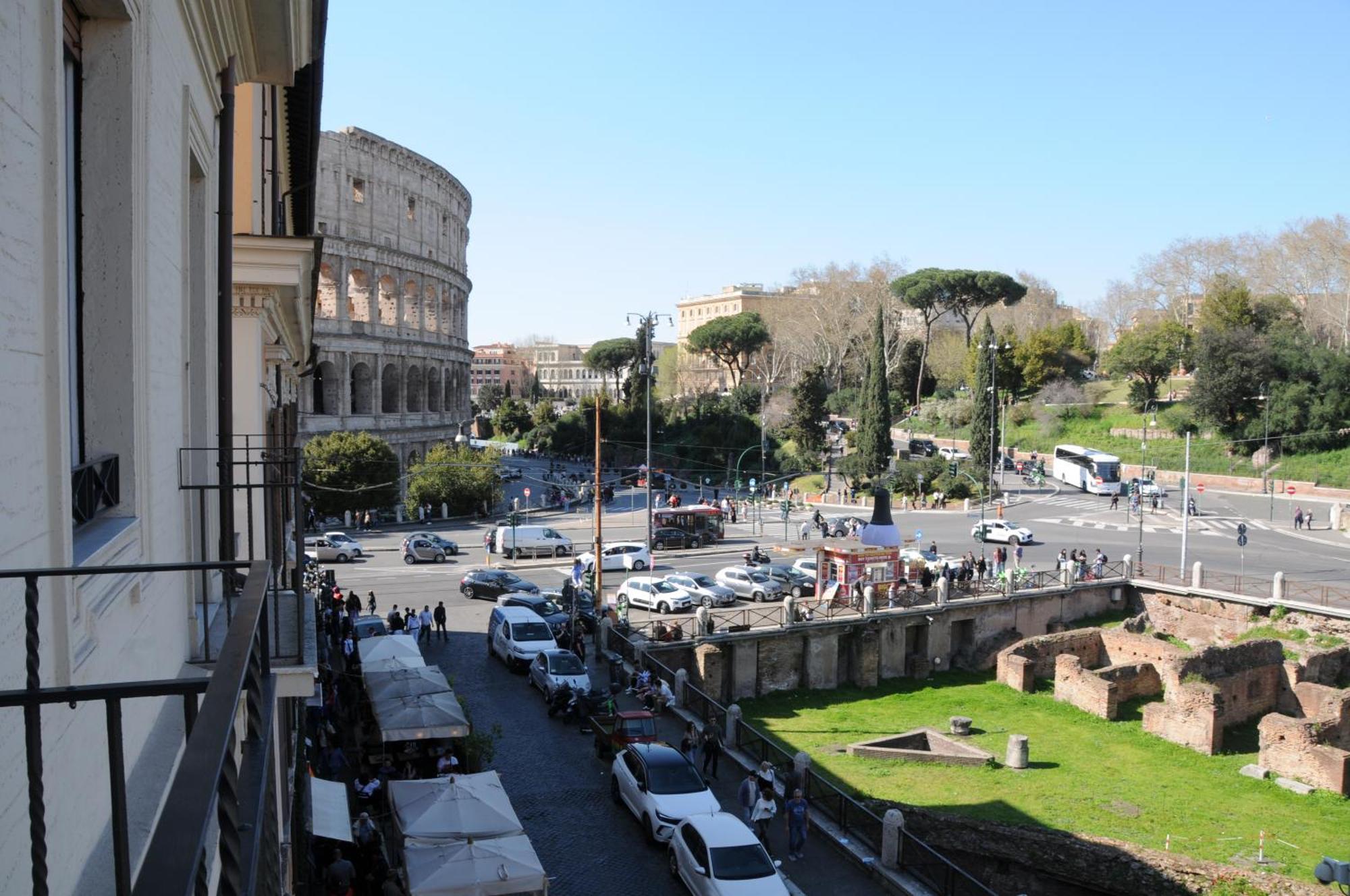 A Casa Di Lu, Al Colosseo - Guest House Roma Ngoại thất bức ảnh