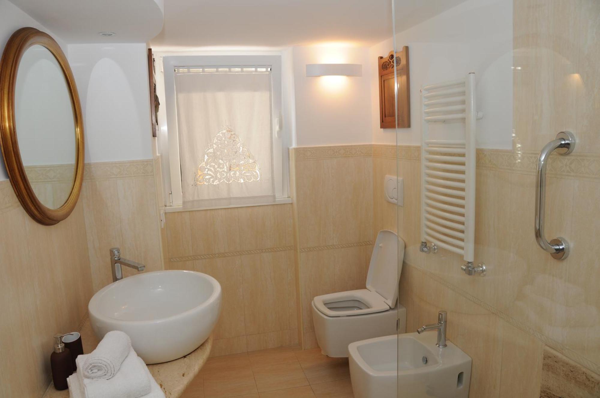 A Casa Di Lu, Al Colosseo - Guest House Roma Ngoại thất bức ảnh